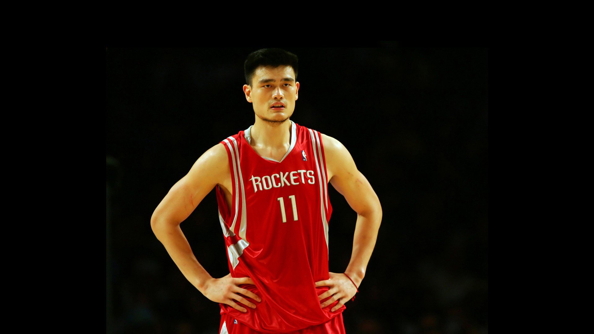 lol投注-神级防守锁定胜局！Rookie绝杀FPX，赛场沸腾引爆全网热议
